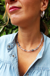 Collana Capri - In quarzo rosa e grigio, perline Miyuki - Collezione Terra Mia