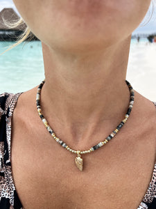 Collana Zanzibar - Realizzata a mano in amazzonite, pietra di sole e argento - Collezione World Tour